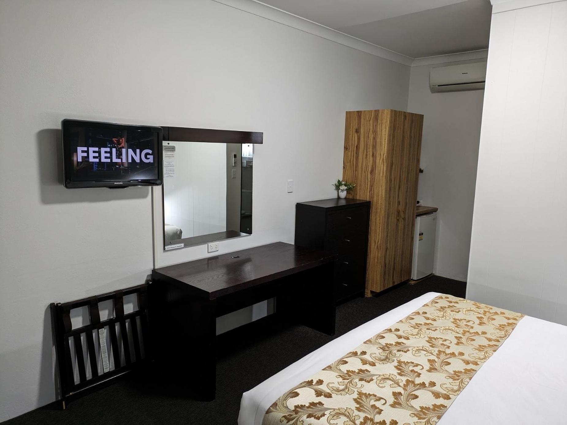 Country Lodge Motor Inn Батерст Экстерьер фото