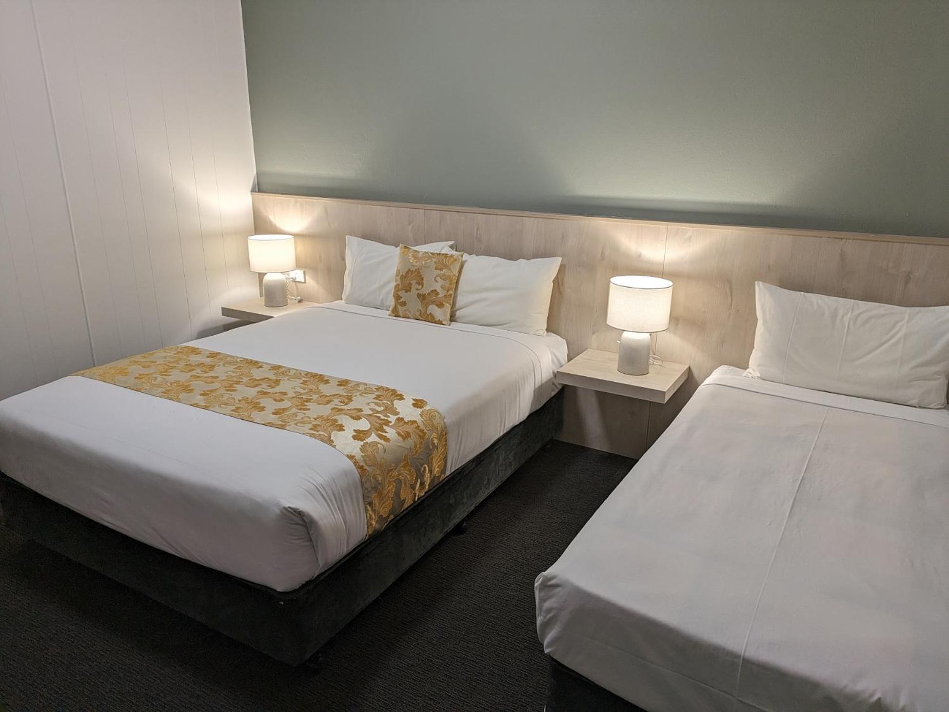 Country Lodge Motor Inn Батерст Экстерьер фото