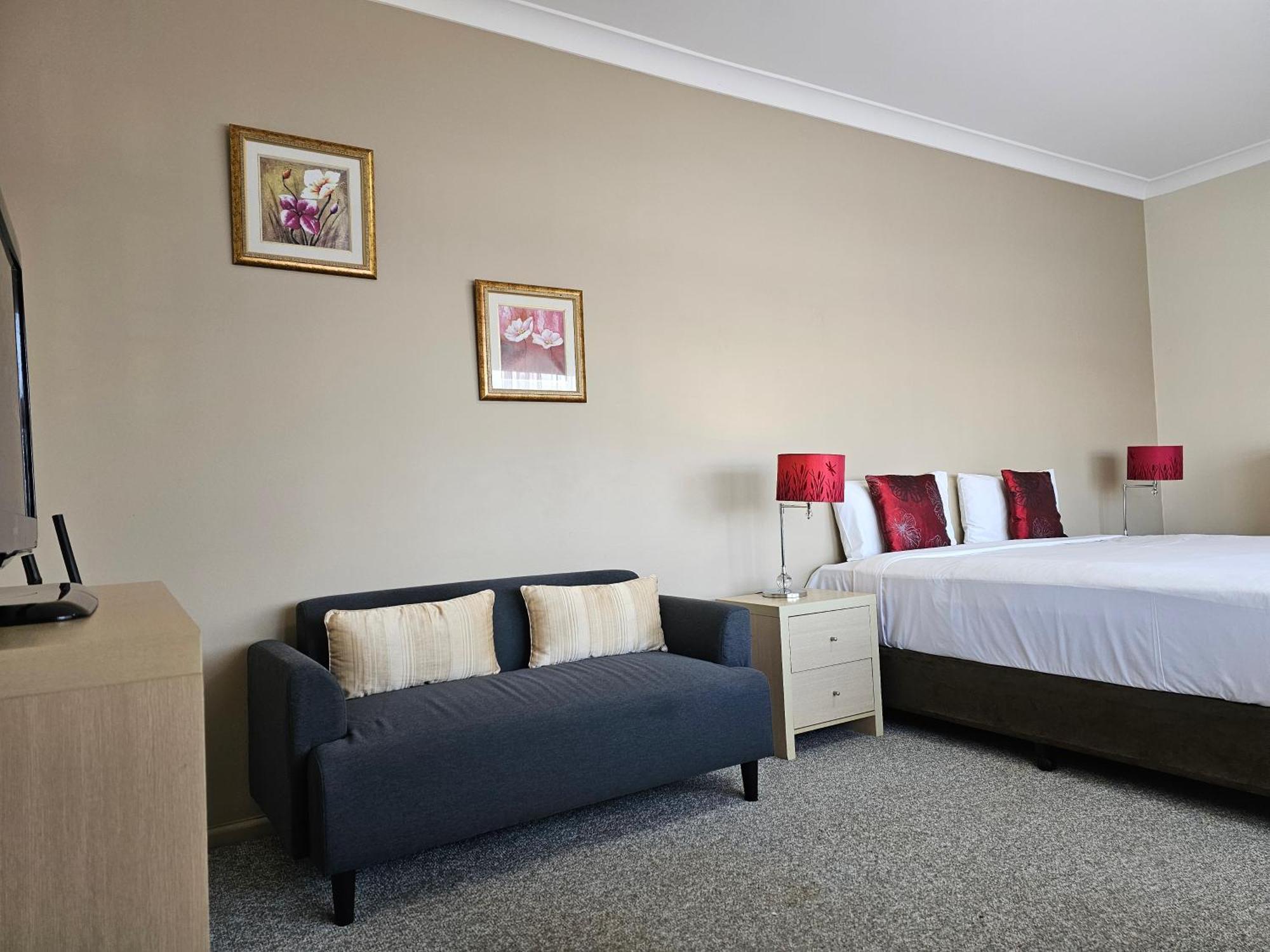 Country Lodge Motor Inn Батерст Экстерьер фото