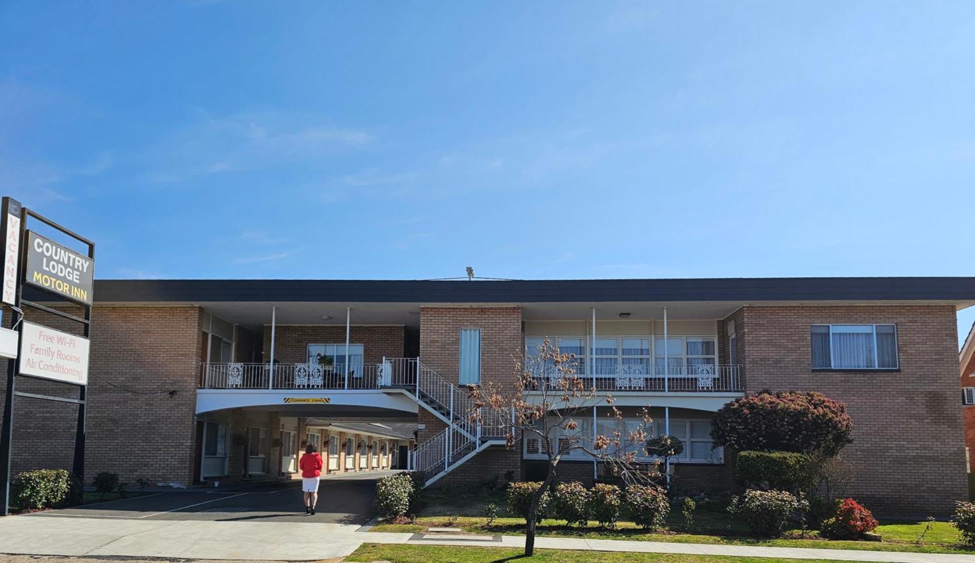 Country Lodge Motor Inn Батерст Экстерьер фото